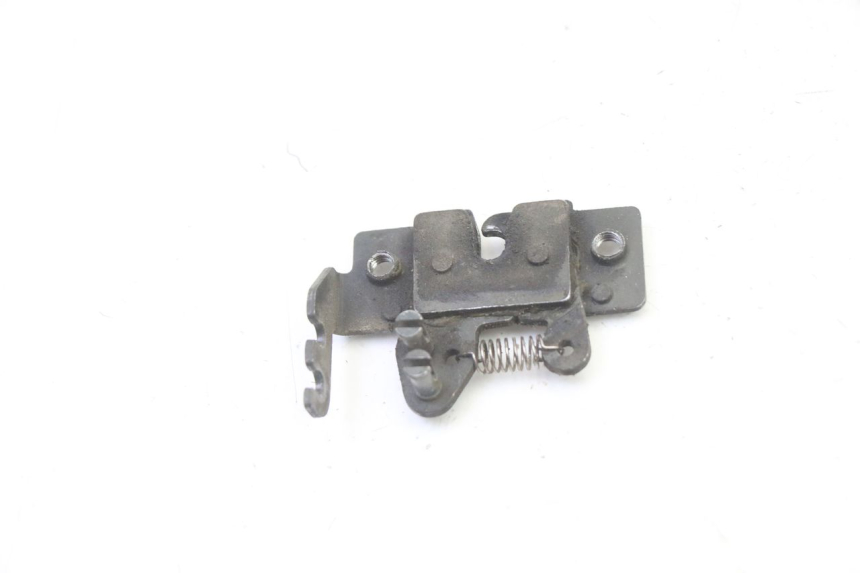 photo de CIERRE ASIENTO HOOK PIAGGIO MP3 RL 250 (2006 - 2010) - Detalle de la pieza