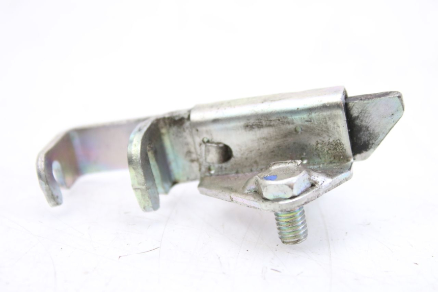 photo de CERRADURA DE ASIENTO YAMAHA MT-07 MT07 700 (2018 - 2020) - Primer plano técnico