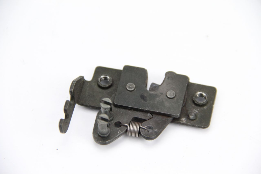 photo de CIERRE ASIENTO HOOK GILERA NEXUS 125 (2009 - 2013) - Vista principal