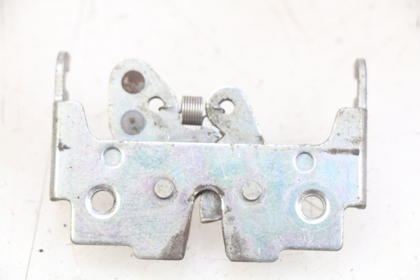 photo de CERRADURA DEL ASIENTO GILERA NEXUS 125 (2007 - 2009) - Zoom estado de uso