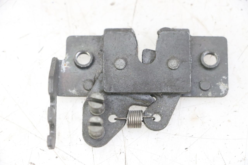 photo de CIERRE ASIENTO HOOK GILERA NEXUS 125 (2009 - 2013) - Vista principal