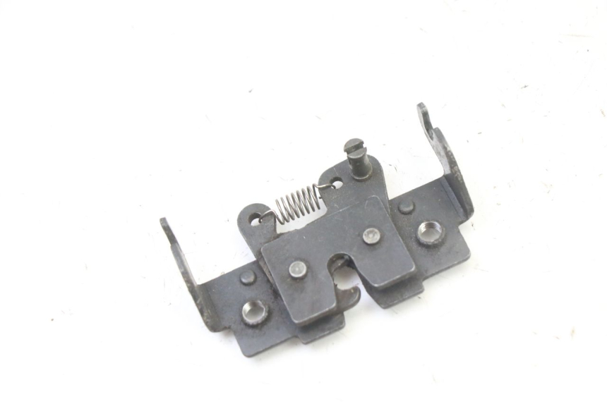 photo de CIERRE ASIENTO HOOK PIAGGIO NRG POWER PUREJET 50 (2018 - 2021) - Vista principal