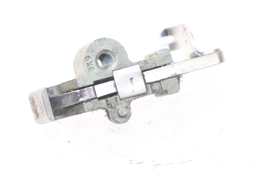 photo de CIERRE ASIENTO HOOK HONDA NSS EX FORZA 250 (2005 - 2013) - Detalle de la pieza