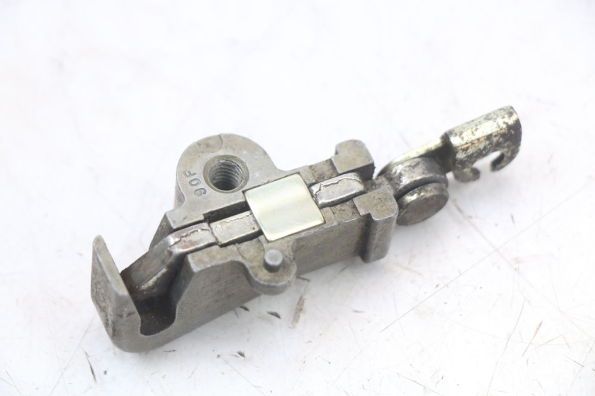 photo de CERRADURA DEL ASIENTO HONDA NTV DEAUVILLE 650 (1998 - 2001) - Zoom estado de uso