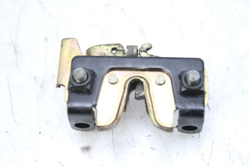 photo de CERRADURA DE ASIENTO SYM ORBIT 2 4T 50 (2018 - 2022) - Zoom estado de uso