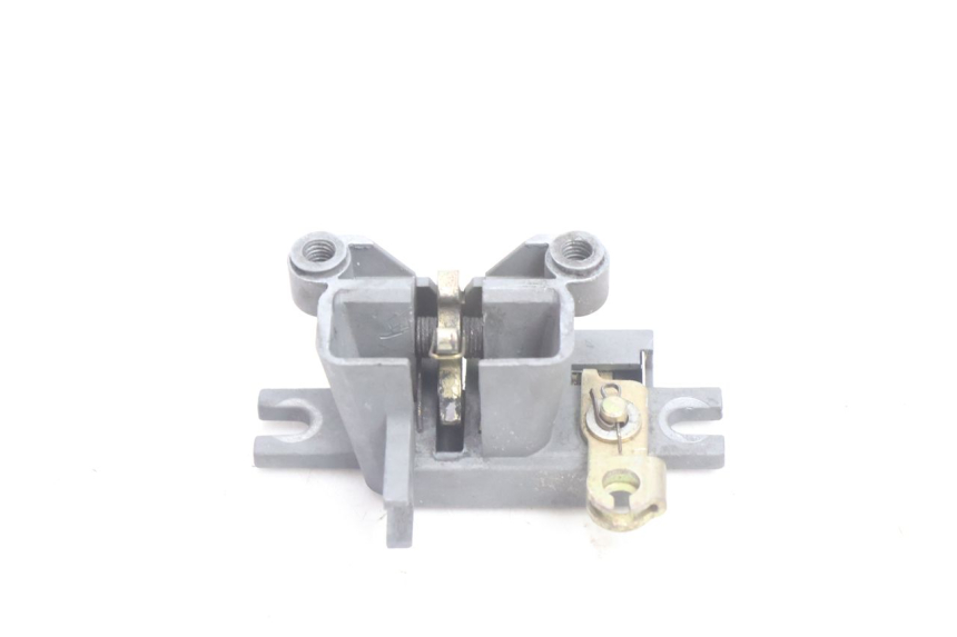 photo de CIERRE ASIENTO HOOK SYM ORBIT III 3 4T 50 (2021 - 2025) - Detalle de la pieza