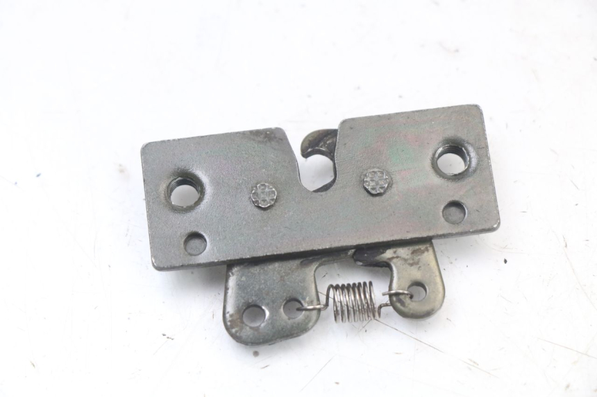 photo de CERRADURA DE ASIENTO PEUGEOT ELYSTAR 50 (2002 - 2014) - Zoom estado de uso