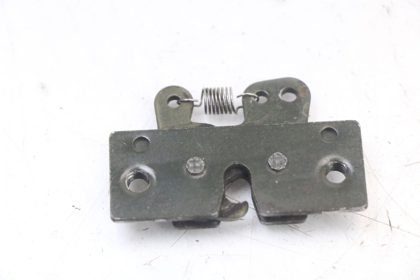 photo de CERRADURA DE ASIENTO PEUGEOT ELYSTAR 50 (2002 - 2014) - Otra perspectiva