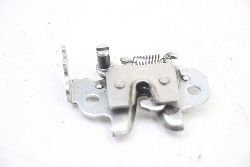 photo de CERRADURA DEL ASIENTO PEUGEOT KISBEE 4T 50 (2018 - 2022) - Vista principal