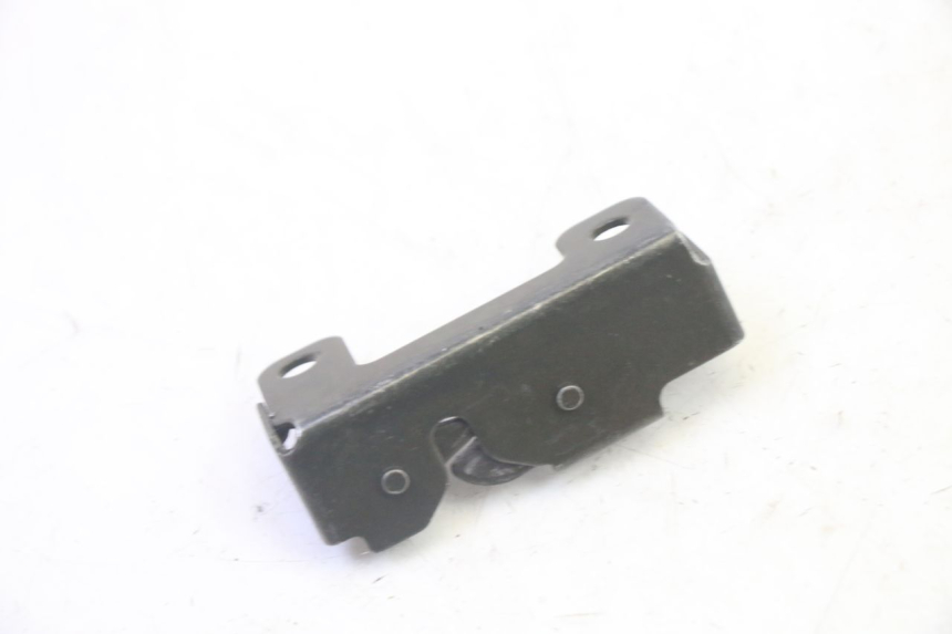 photo de CIERRE ASIENTO HOOK EFUN PUSA 1 - Zoom estado de uso