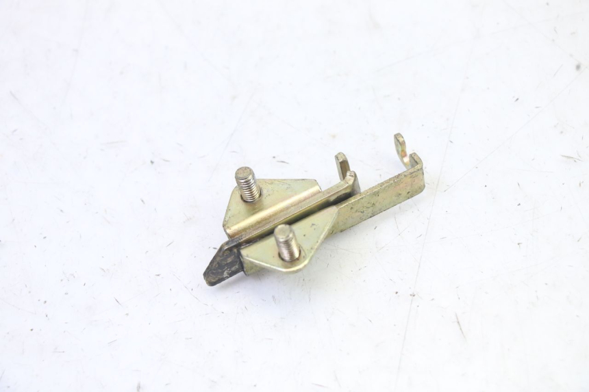 photo de CIERRE ASIENTO HOOK MAG POWER R-STREET 50 (2016 - 2025) - Zoom estado de uso