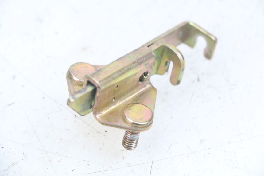 photo de CERRADURA DEL ASIENTO YAMASAKI RAPTOR 50 (2013 - 2018) - Zoom estado de uso