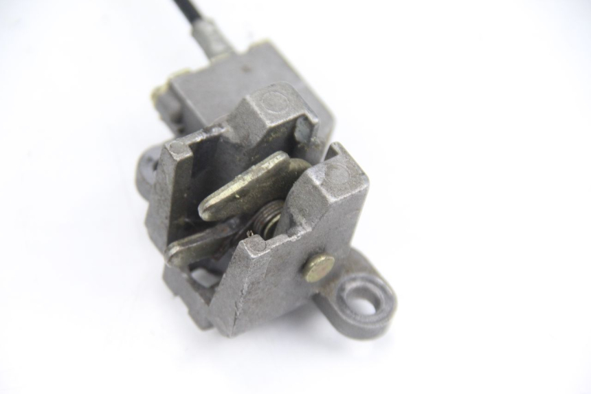 photo de CIERRE ASIENTO HOOK TNT MOTOR ROMA 10' 4T 50 (2007 - 2018) - Zoom estado de uso