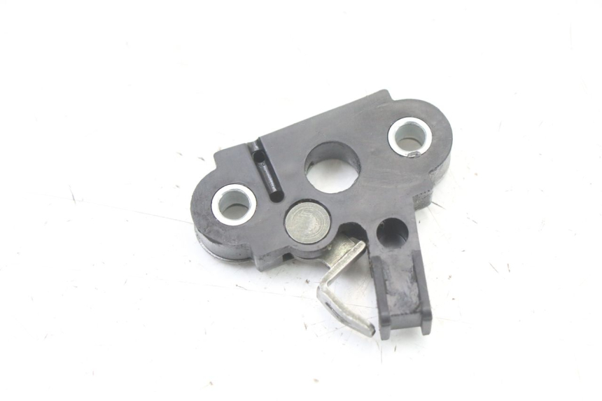 photo de CIERRE ASIENTO HOOK ROYAL ENFIELD HYMALAYAN 410 (2016 - 2023) - Otra perspectiva