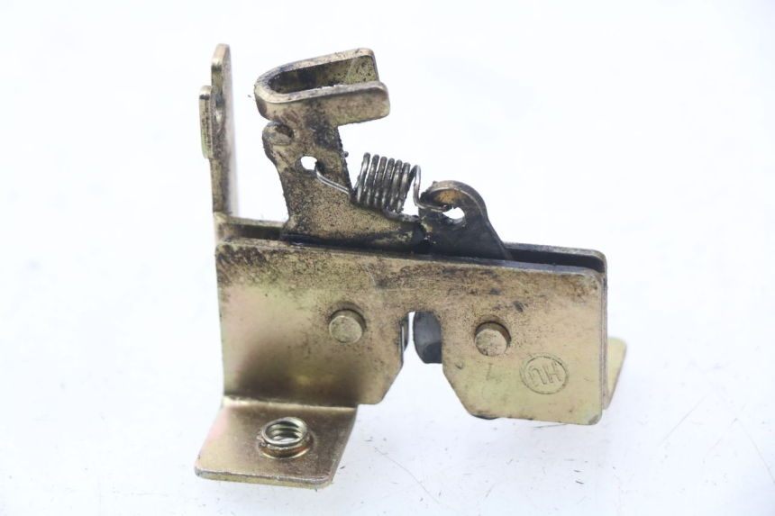 photo de CIERRE ASIENTO HOOK TURBHO RP 50 (2018 - 2022) - Otra perspectiva