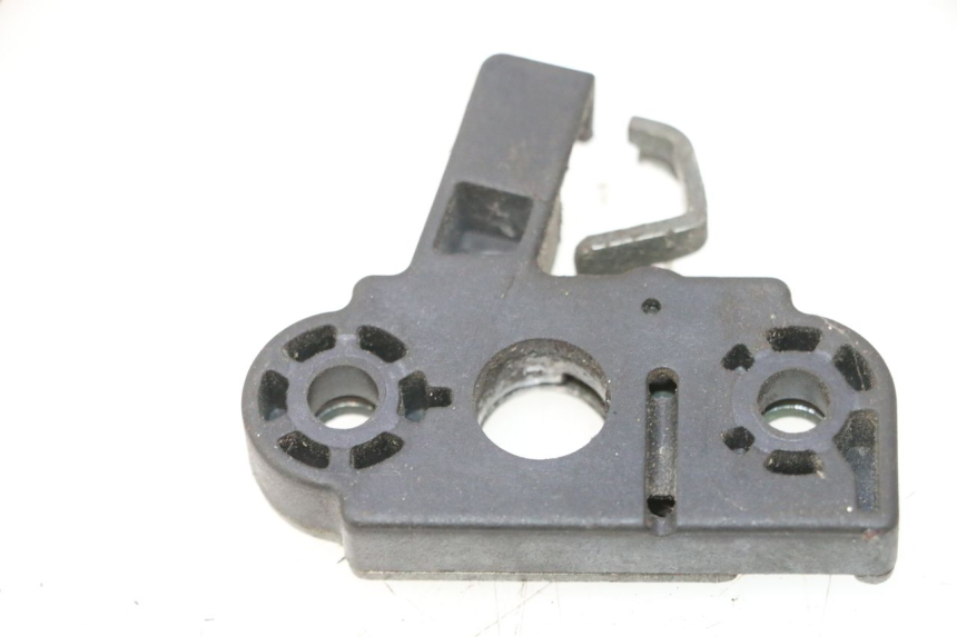 photo de CIERRE ASIENTO HOOK MZ RT 125 (2000 - 2008) - Otra perspectiva