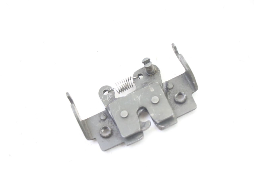 photo de CIERRE ASIENTO HOOK GILERA RUNNER SP 50 (2006 - 2008) - Vista principal