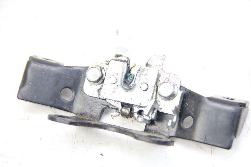 photo de CERRADURA DEL ASIENTO JM MOTORS SANTANA 50 (2014 - 2023) - Vista principal