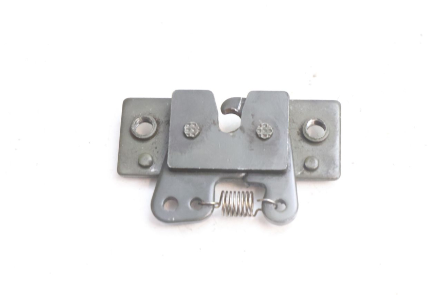 photo de CERRADURA DEL ASIENTO PEUGEOT SATELIS 125 (2006 - 2009) - Zoom estado de uso