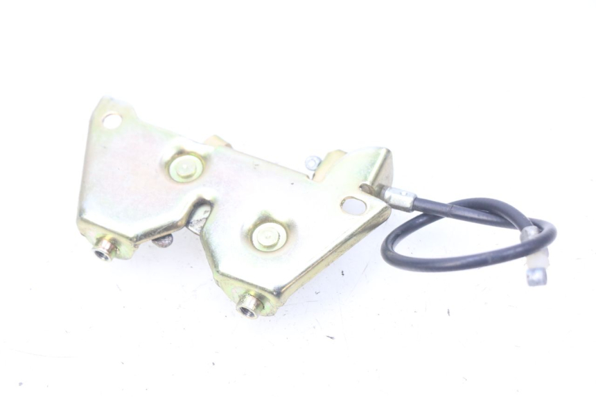 photo de CERRADURA DE ASIENTO JM MOTORS SC 4T 50 (2012 - 2017) - Detalle de la pieza