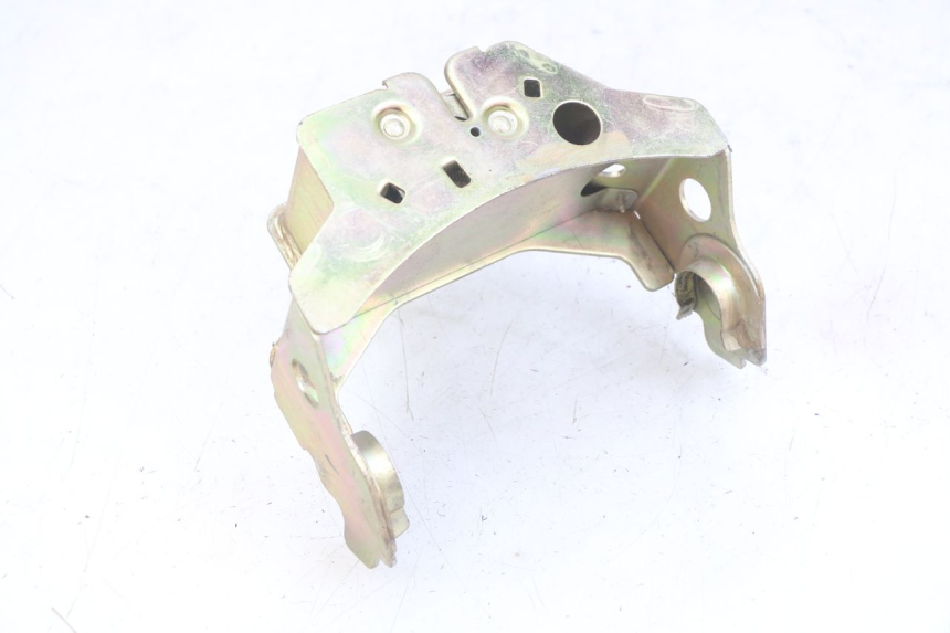 photo de CERRADURA DEL ASIENTO HONDA SCV LEAD 100 (2003 - 2007) - Detalle de la pieza