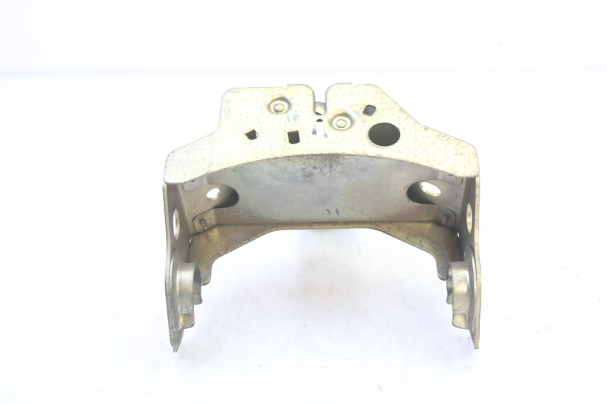 photo de CERRADURA DEL ASIENTO HONDA SCV LEAD 100 (2003 - 2007) - Primer plano técnico