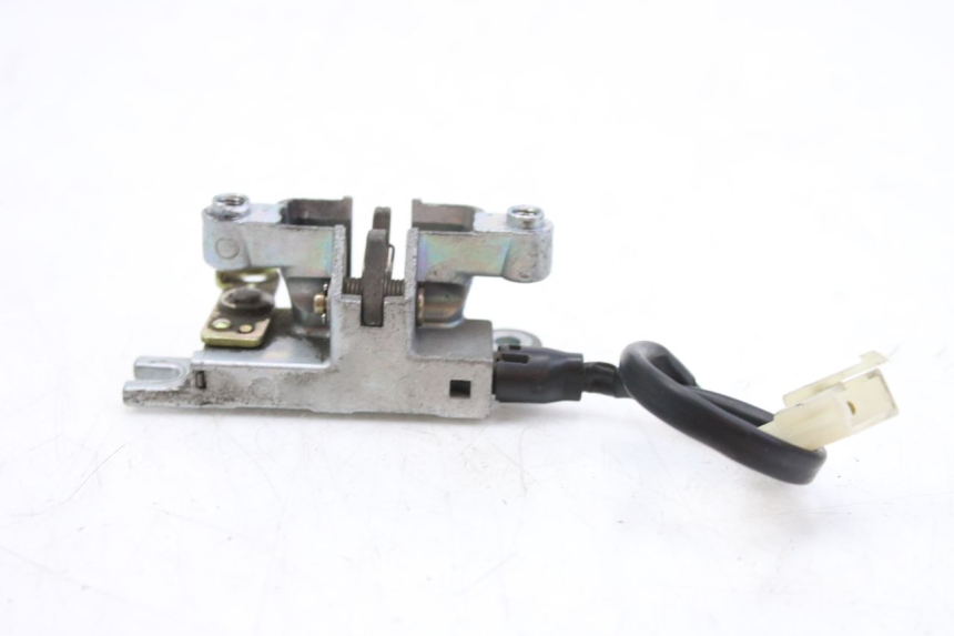 photo de CERRADURA DE ASIENTO KYMCO SENTO 100 (2008 - 2013) - Zoom estado de uso