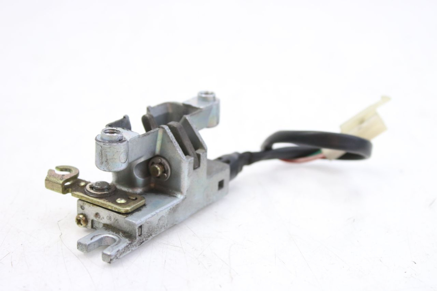 photo de CERRADURA DE ASIENTO KYMCO SENTO 100 (2008 - 2013) - Otra perspectiva