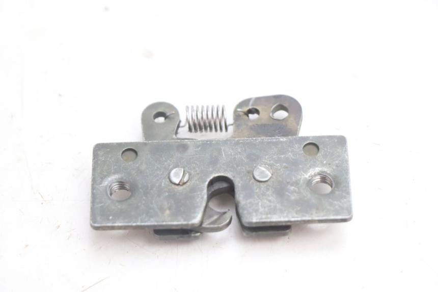 photo de CERRADURA DEL ASIENTO PEUGEOT SPEEDFIGHT LC 50 (1996 - 2002) - Zoom estado de uso