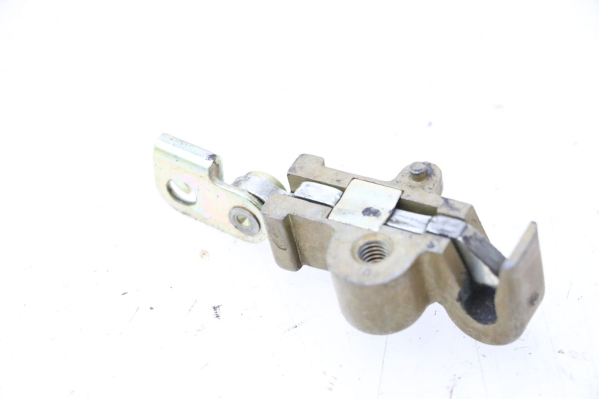 photo de CIERRE ASIENTO HOOK HONDA ST PAN EUROPEAN 1100 (1990 - 2002) - Zoom estado de uso