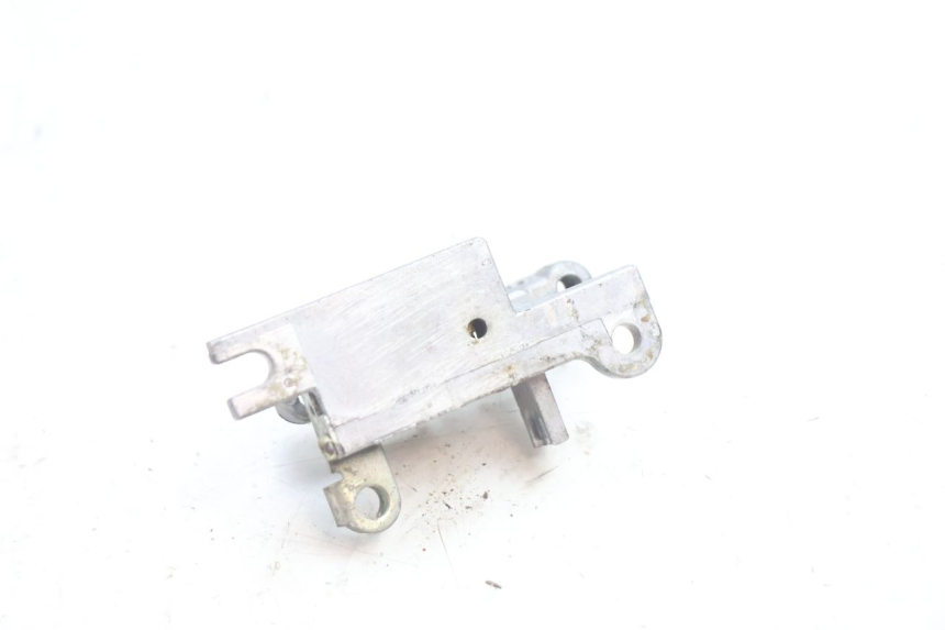 photo de CIERRE ASIENTO HOOK KYMCO SUPER 8 2T 50 (2007 - 2013) - Otra perspectiva