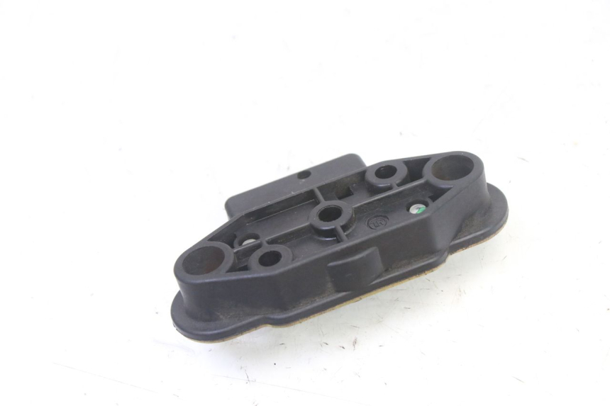 photo de CIERRE ASIENTO HOOK SUZUKI SV S 650 (2003 - 2009) - Otra perspectiva