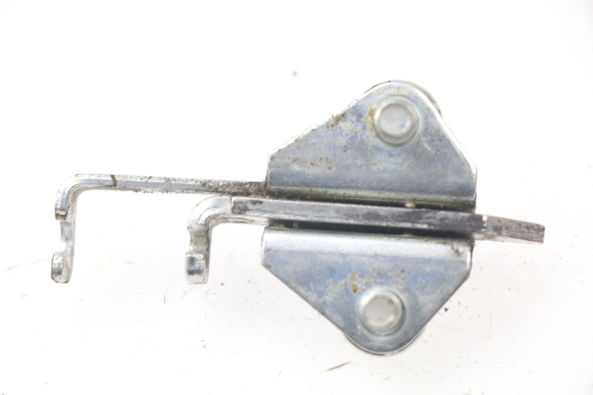 photo de CIERRE ASIENTO HOOK YAMAHA TDM ABS 900 (2002 - 2014) - Detalle de la pieza