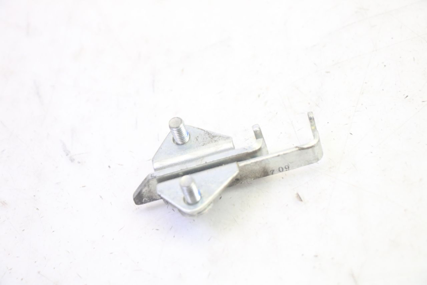 photo de CIERRE ASIENTO HOOK YAMAHA TDM ABS 900 (2002 - 2014) - Otra perspectiva