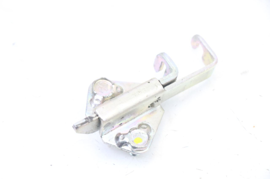 photo de CIERRE ASIENTO HOOK YAMAHA TRACER 7 700 (2020 - 2024) - Detalle de la pieza