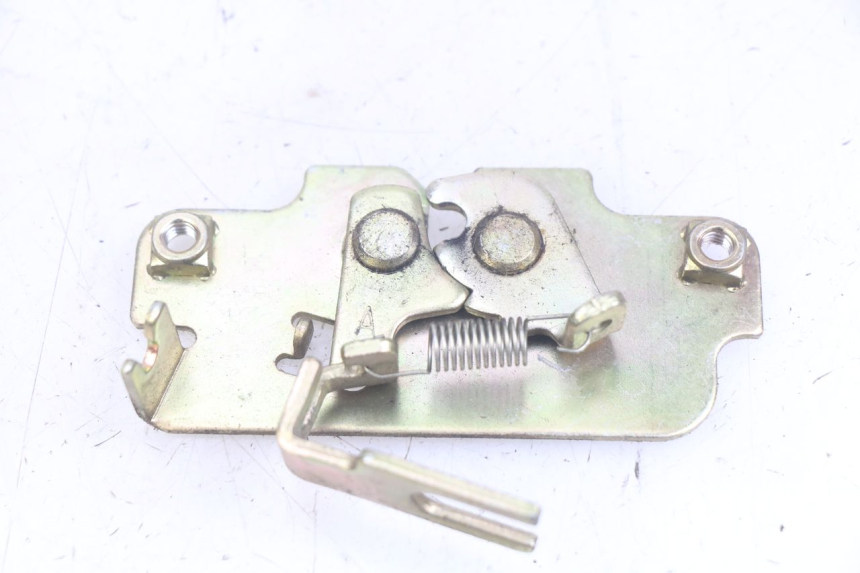 photo de CERRADURA DE ASIENTO PEUGEOT TWEET 4T 50 (2018 - 2022) - Detalle de la pieza