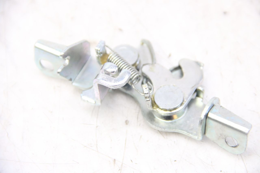 photo de CERRADURA DEL ASIENTO HONDA VISION NSC R 50 (2013 - 2015) - Otra perspectiva