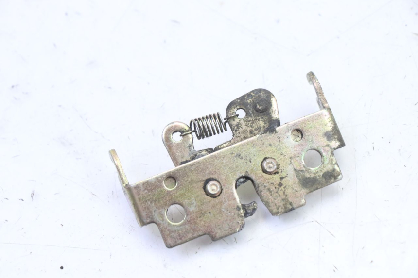 photo de CERRADURA DE ASIENTO PEUGEOT VIVACITY NEW 4T 50 (2008 - 2017) - Zoom estado de uso