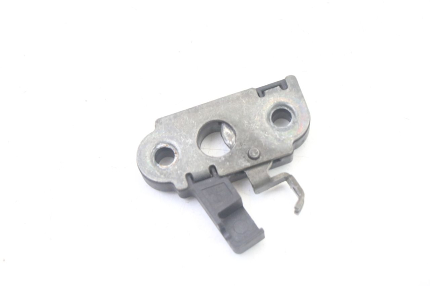 photo de CIERRE ASIENTO HOOK YAMAHA WHY 50 (1998 - 2000) - Detalle de la pieza