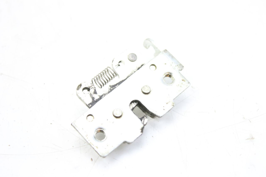 photo de CERRADURA DE ASIENTO YAMAHA XMAX X-MAX 125 (2006 - 2009) - Vista general del producto