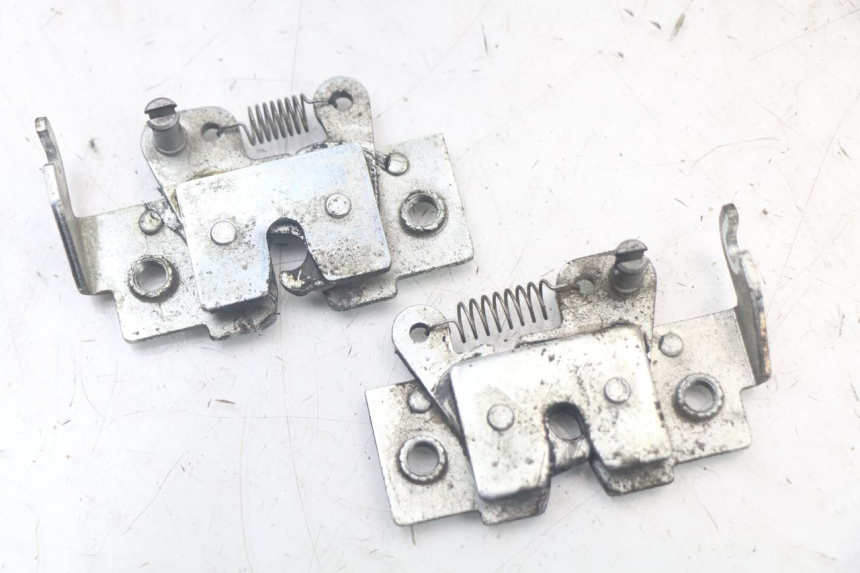 photo de CERRADURA DE ASIENTO YAMAHA XMAX X-MAX 125 (2006 - 2009) - Vista principal