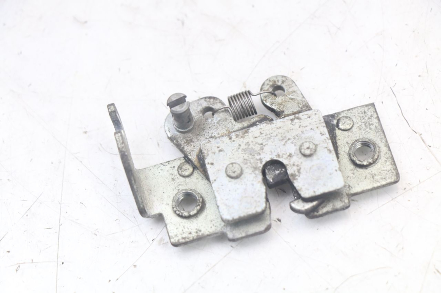 photo de CERRADURA DE ASIENTO YAMAHA XMAX X-MAX 125 (2006 - 2009) - Vista principal