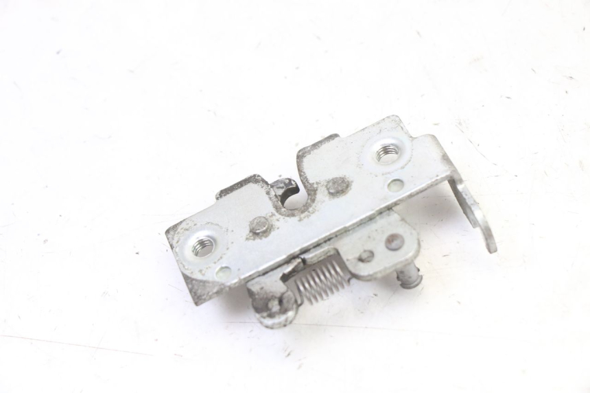 photo de CERRADURA DE ASIENTO YAMAHA XMAX X-MAX 125 (2006 - 2009) - Otra perspectiva