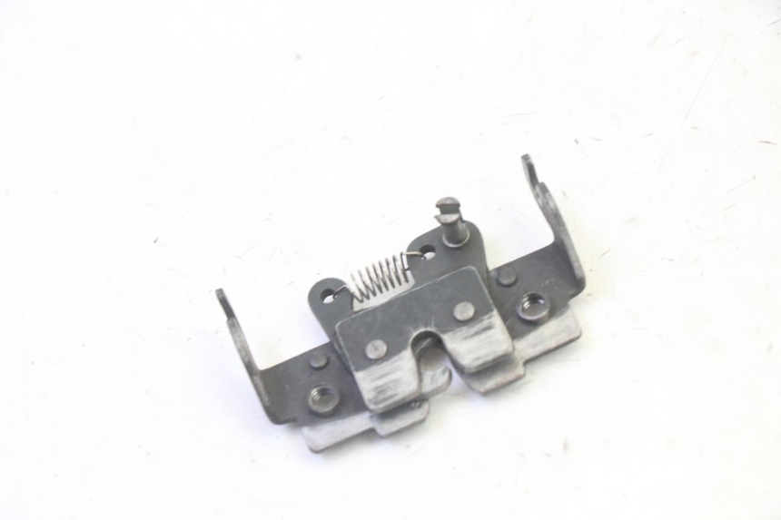 photo de CERRADURA DE ASIENTO YAMAHA X-MAX XMAX 125 (2010 - 2013) - Vista principal