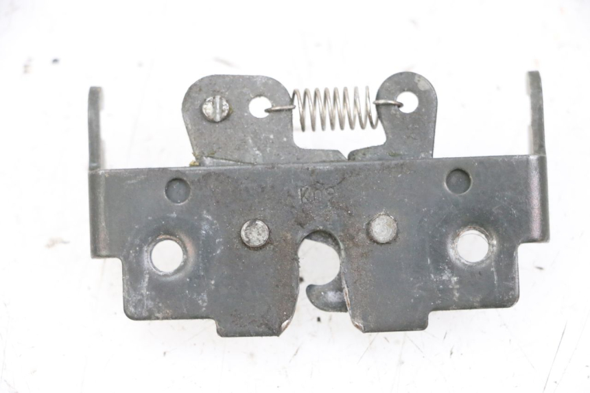 photo de CERRADURA DE ASIENTO YAMAHA X-MAX XMAX 125 (2010 - 2013) - Detalle de la pieza