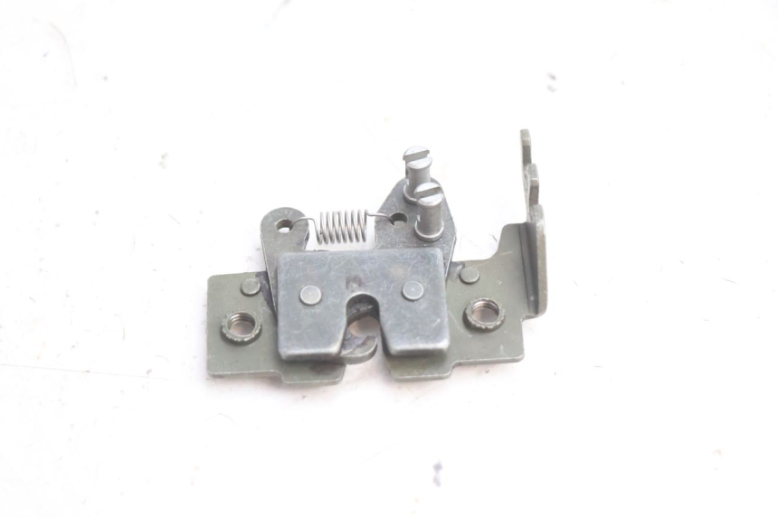 photo de CIERRE ASIENTO HOOK PIAGGIO X8 STREET 125 (2006 - 2007) - Vista principal