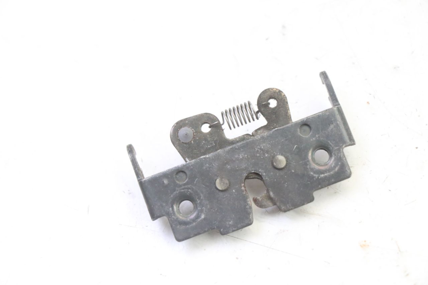 photo de CERRADURA DE ASIENTO PIAGGIO X9 EVOLUTION 125 (2003 - 2007) - Zoom estado de uso