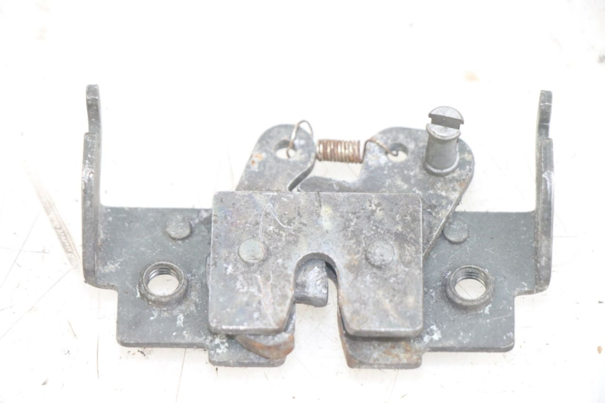 photo de CERRADURA DE ASIENTO PIAGGIO X9 125 (2000 - 2003) - Vista principal