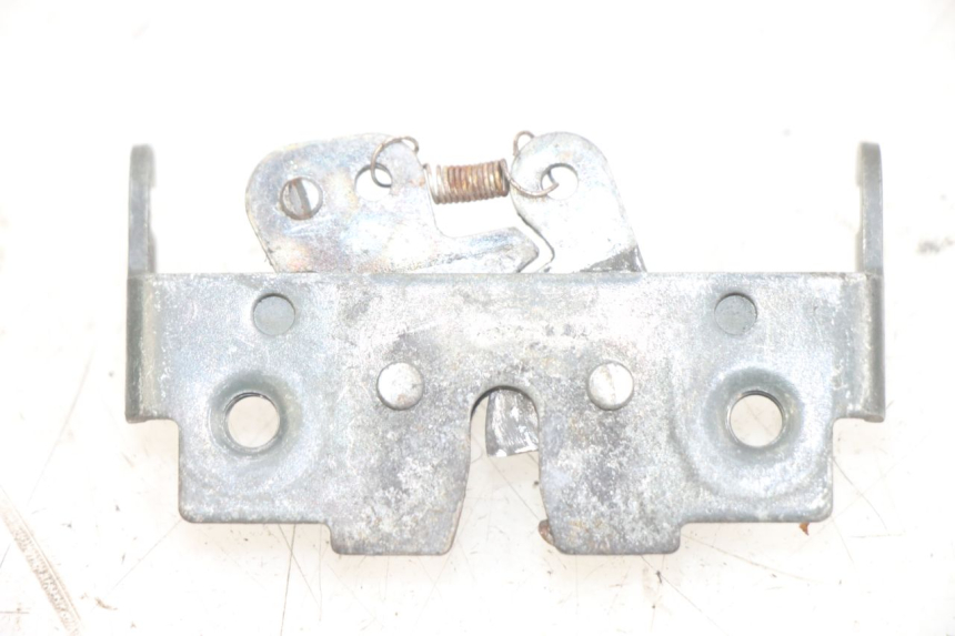 photo de CERRADURA DE ASIENTO PIAGGIO X9 125 (2000 - 2003) - Zoom estado de uso