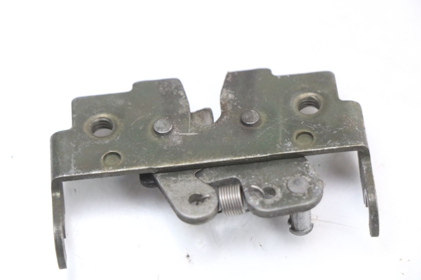 photo de CERRADURA DE ASIENTO PIAGGIO X9 125 (2000 - 2003) - Otra perspectiva